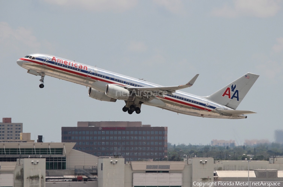 American Airlines Boeing 757-223 (N693AA) | Photo 622452
