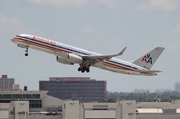 American Airlines Boeing 757-223 (N693AA) at  Miami - International, United States