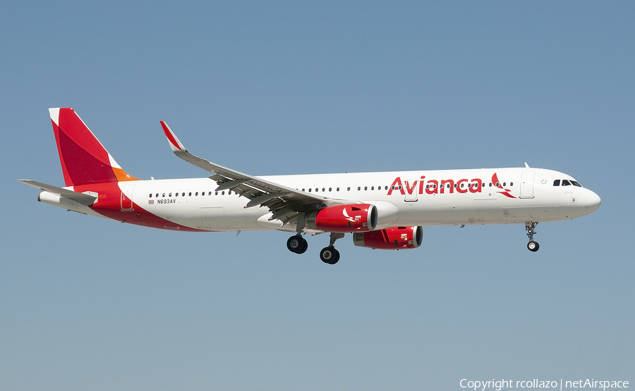 Avianca Airbus A321-231 (N693AV) | Photo 395068