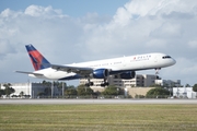 Delta Air Lines Boeing 757-232 (N693DL) at  Miami - International, United States