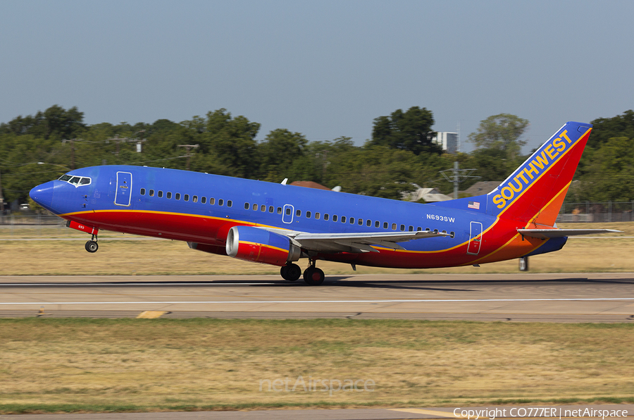Southwest Airlines Boeing 737-317 (N693SW) | Photo 8477