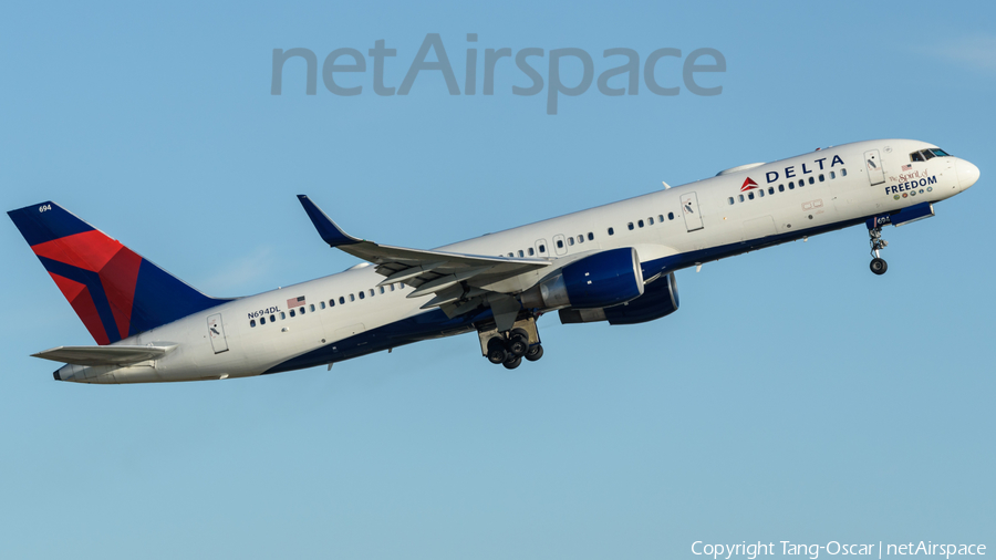Delta Air Lines Boeing 757-232 (N694DL) | Photo 282064