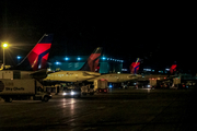 Delta Air Lines Boeing 757-232 (N694DL) at  Minneapolis - St. Paul International, United States