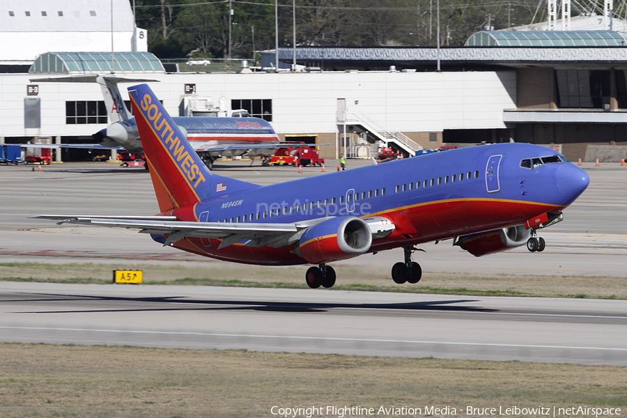 Southwest Airlines Boeing 737-3T5 (N694SW) | Photo 85009