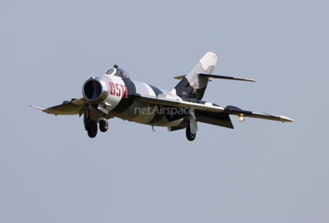 Heavy Metal Jet Team PZL-Mielec Lim-6MR (MiG-17R) (N6953X) at  Oshkosh - Wittman Regional, United States