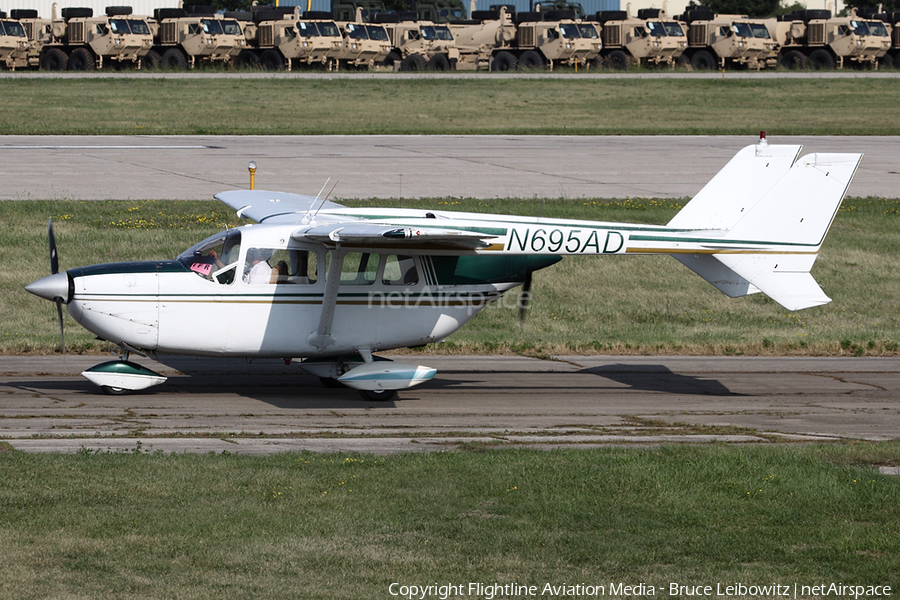(Private) Cessna 336 Skymaster (N695AD) | Photo 156310