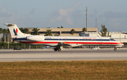 American Eagle Embraer ERJ-145LR (N695AE) at  Miami - International, United States