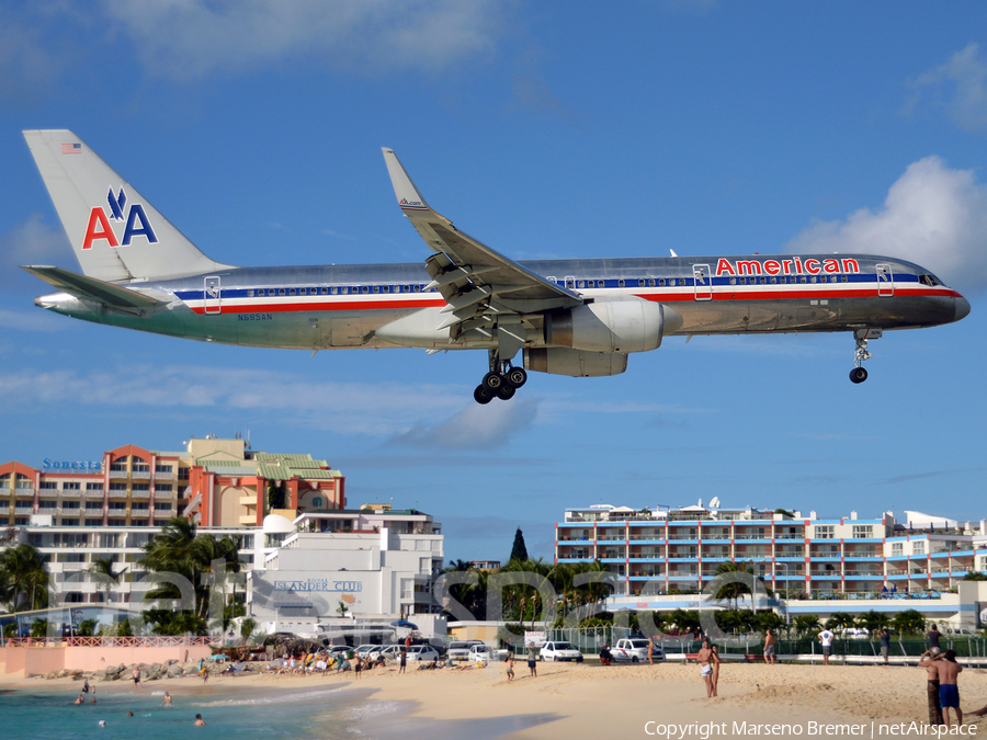 American Airlines Boeing 757-223 (N695AN) | Photo 35223