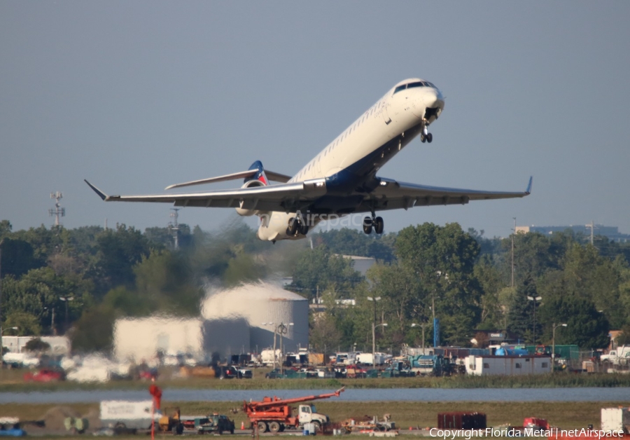 Delta Connection (Comair) Bombardier CRJ-900LR (N695CA) | Photo 296308