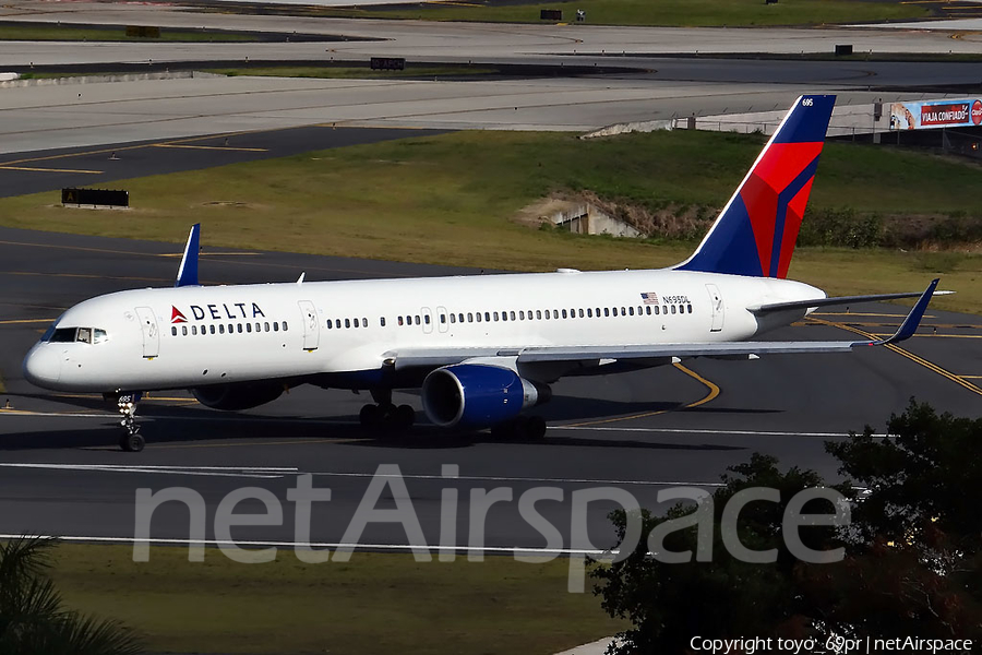 Delta Air Lines Boeing 757-232 (N695DL) | Photo 74000
