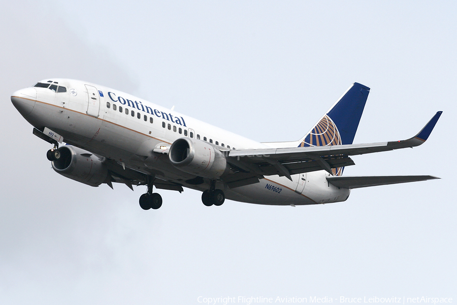 Continental Airlines Boeing 737-524 (N69602) | Photo 174050