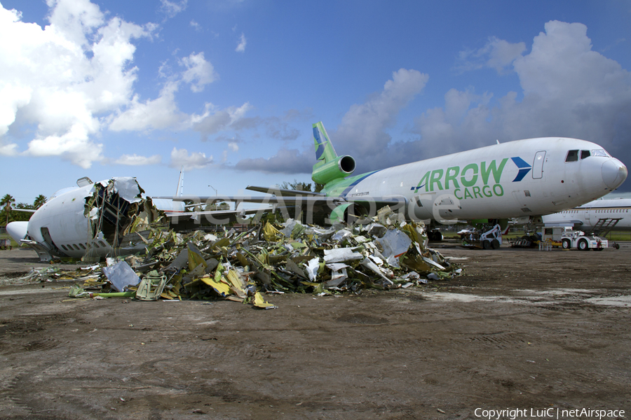 Platinum Air Boeing 727-2J4(Adv) (N696CA) | Photo 10545