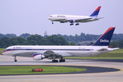 Delta Air Lines Boeing 757-232 (N696DL) at  Atlanta - Hartsfield-Jackson International, United States