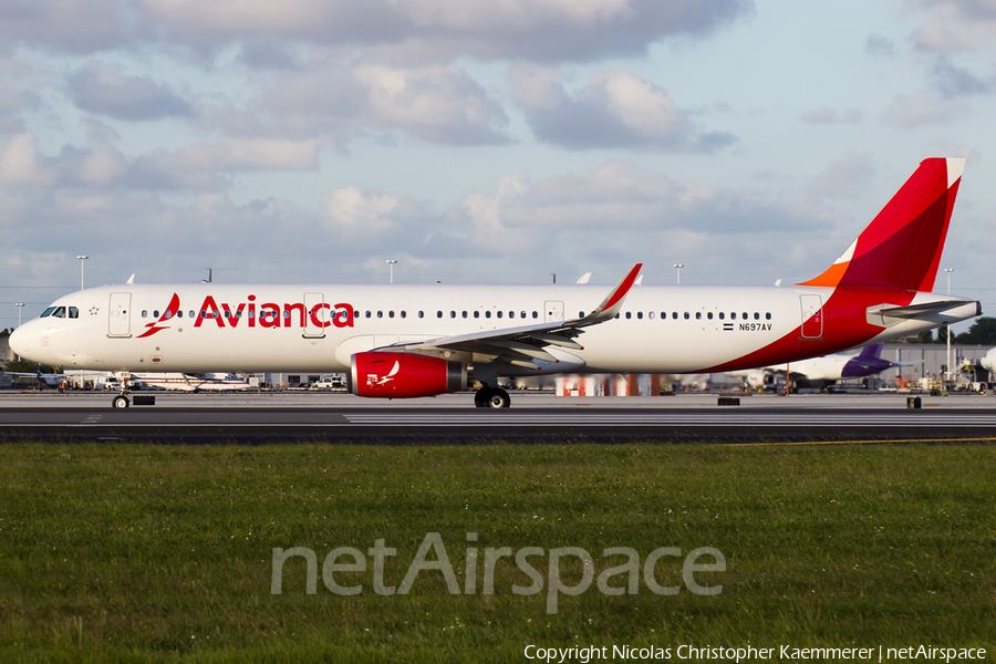 Avianca Airbus A321-231 (N697AV) | Photo 122385