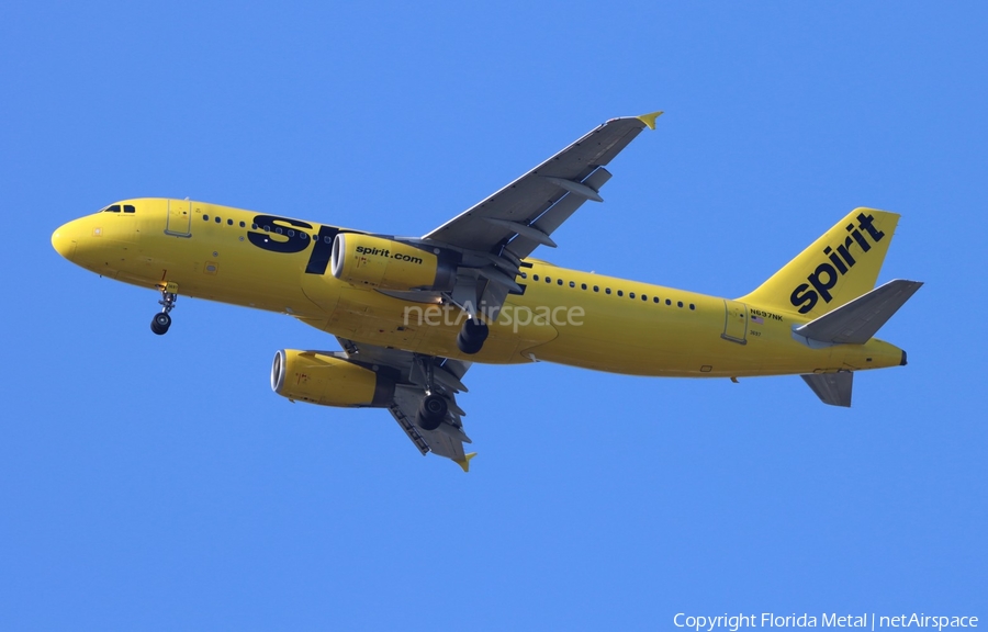 Spirit Airlines Airbus A320-232 (N697NK) | Photo 622488