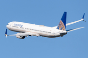 United Airlines Boeing 737-924(ER) (N69806) at  Newark - Liberty International, United States