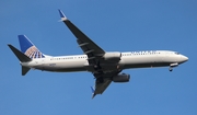 United Airlines Boeing 737-924(ER) (N69816) at  Orlando - International (McCoy), United States