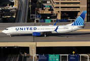 United Airlines Boeing 737-924(ER) (N69826) at  Phoenix - Sky Harbor, United States
