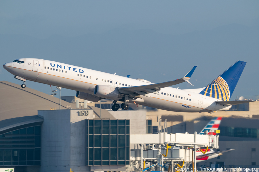 United Airlines Boeing 737-924(ER) (N69829) | Photo 597874