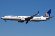 United Airlines Boeing 737-924 (N69839) at  Los Angeles - International, United States