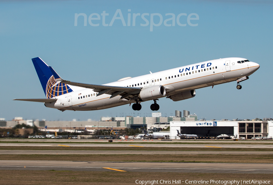 United Airlines Boeing 737-924(ER) (N69847) | Photo 384201