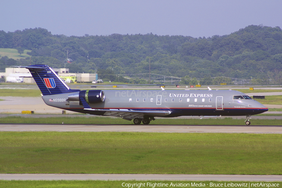 United Express (Atlantic Coast Airlines) Bombardier CRJ-200ER (N698BR) | Photo 151853