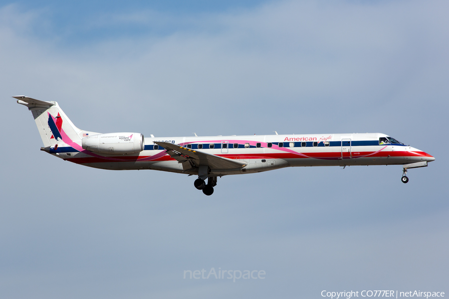 American Eagle Embraer ERJ-145LR (N698CB) | Photo 21722