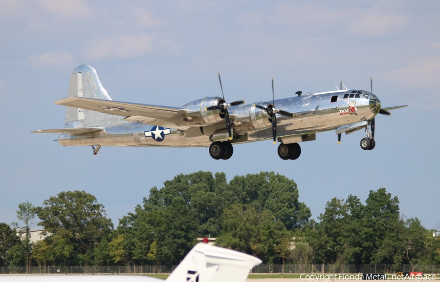 (Private) Boeing B-29 Superfortress (N69972) | Photo 405570