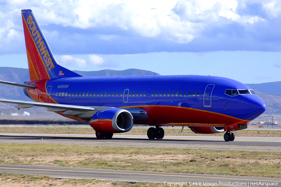 Southwest Airlines Boeing 737-3Y0 (N699SW) | Photo 1781