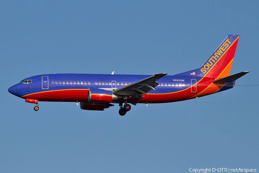 Southwest Airlines Boeing 737-3Y0 (N699SW) | Photo 364227