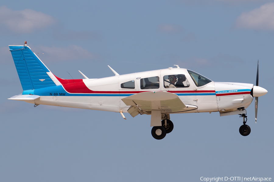 (Private) Piper PA-28R-200 Cherokee Arrow II (N69MW) | Photo 659559