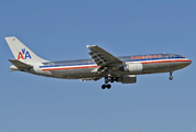 American Airlines Airbus A300B4-605R (N70054) at  Miami - International, United States