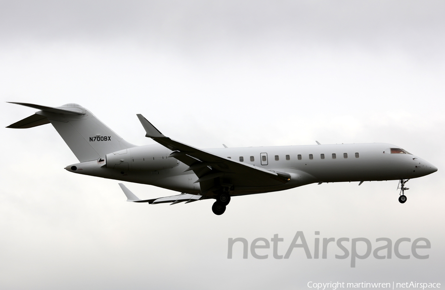 (Private) Bombardier BD-700-1A10 Global Express (N700BX) | Photo 308364