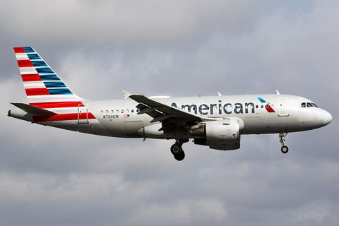 American Airlines Airbus A319-112 (N700UW) at  Miami - International, United States