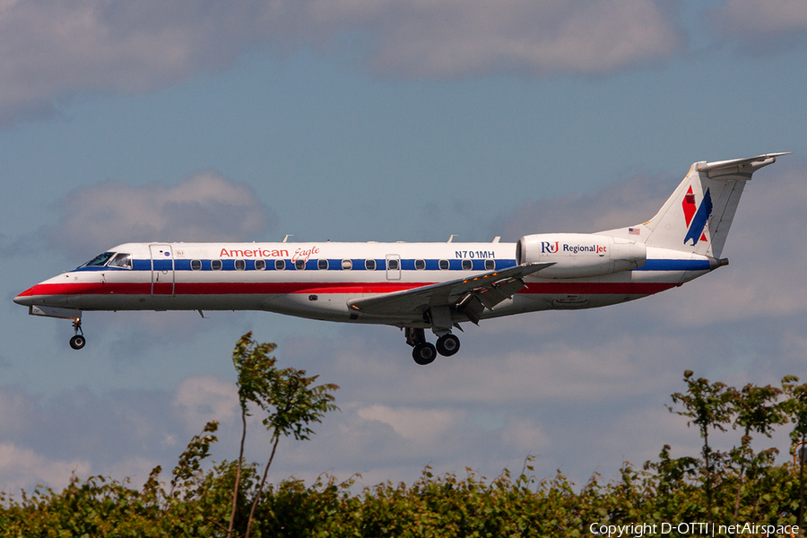 American Eagle Embraer ERJ-135LR (N701MH) | Photo 259816