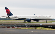 Delta Air Lines Boeing 757-2Q8 (N702TW) at  Paris - Charles de Gaulle (Roissy), France