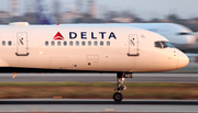 Delta Air Lines Boeing 757-2Q8 (N702TW) at  Los Angeles - International, United States