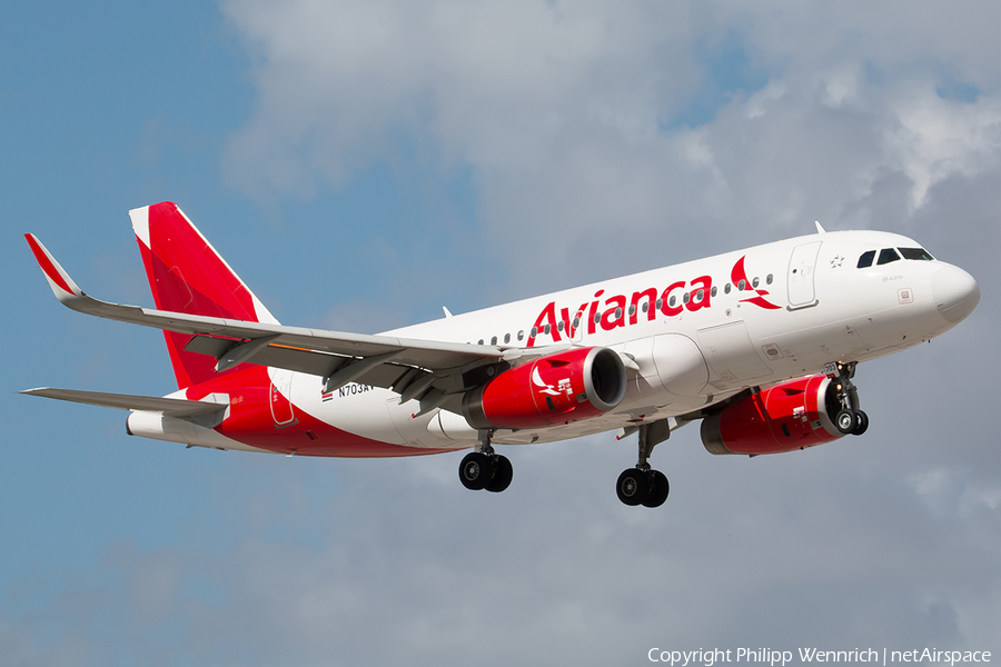Avianca Central America Airbus A319-132 (N703AV) | Photo 242127