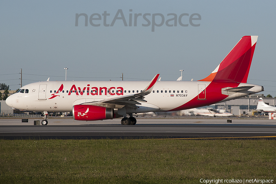 Avianca Central America Airbus A319-132 (N703AV) | Photo 62955