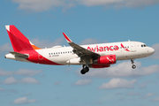 Avianca Central America Airbus A319-132 (N703AV) at  Miami - International, United States