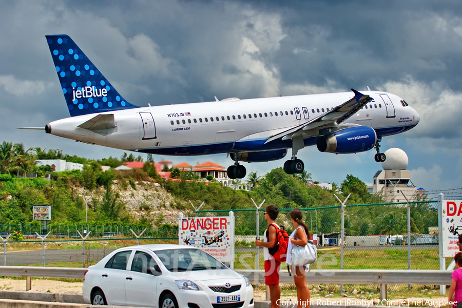 JetBlue Airways Airbus A320-232 (N703JB) | Photo 11332