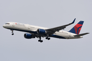 Delta Air Lines Boeing 757-2Q8 (N703TW) at  New York - John F. Kennedy International, United States