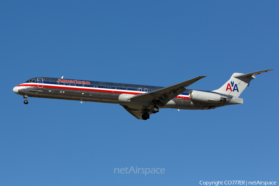 American Airlines McDonnell Douglas MD-82 (N70425) | Photo 73277