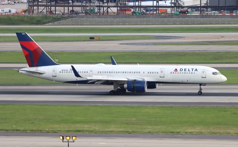 Delta Air Lines Boeing 757-2Q8 (N704X) at  Atlanta - Hartsfield-Jackson International, United States