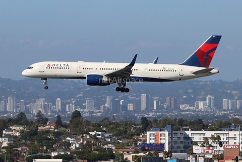 Delta Air Lines Boeing 757-2Q8 (N704X) at  Los Angeles - International, United States