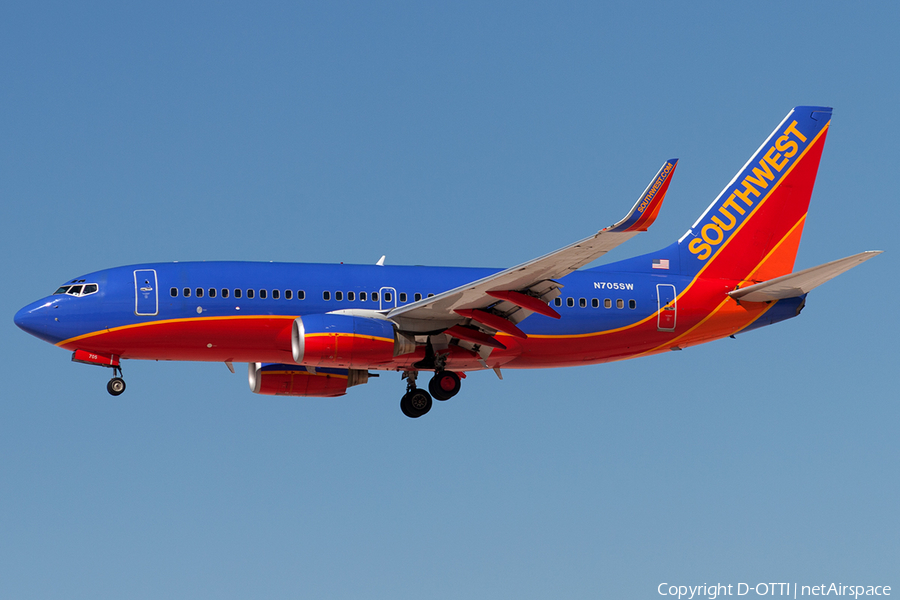 Southwest Airlines Boeing 737-3H4 (N705SW) | Photo 181038