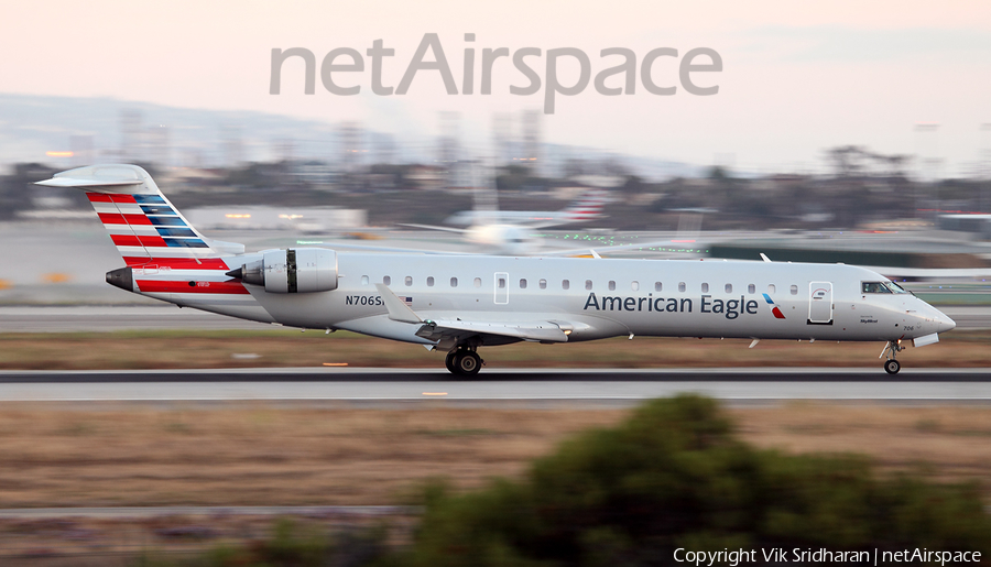 American Eagle (SkyWest Airlines) Bombardier CRJ-701ER (N706SK) | Photo 117247