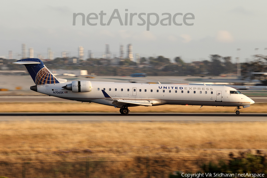 United Express (SkyWest Airlines) Bombardier CRJ-701ER (N706SK) | Photo 74434