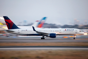 Delta Air Lines Boeing 757-2Q8 (N706TW) at  Los Angeles - International, United States