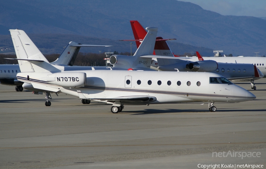 (Private) Gulfstream G200 (N707BC) | Photo 564918